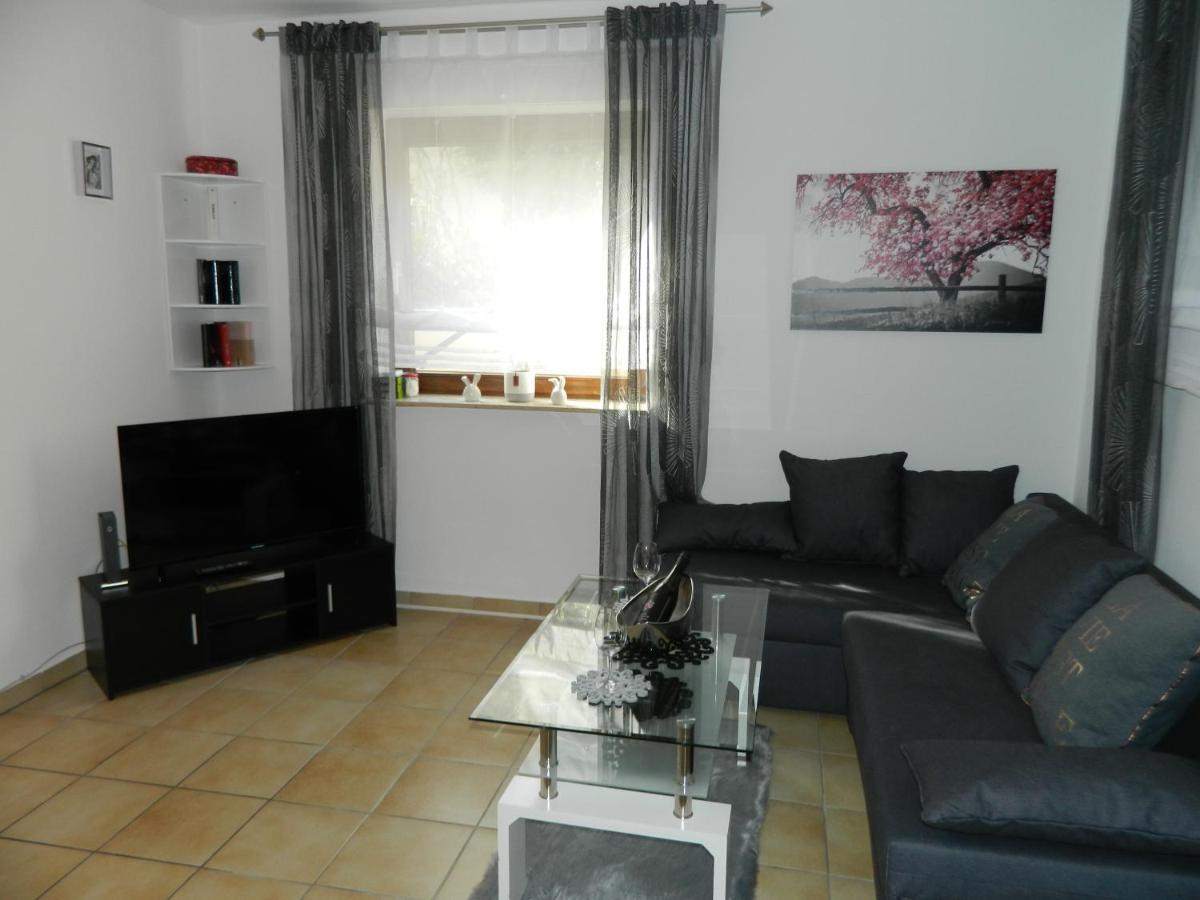 Ferienwohnung Kiko Zornheim Bagian luar foto
